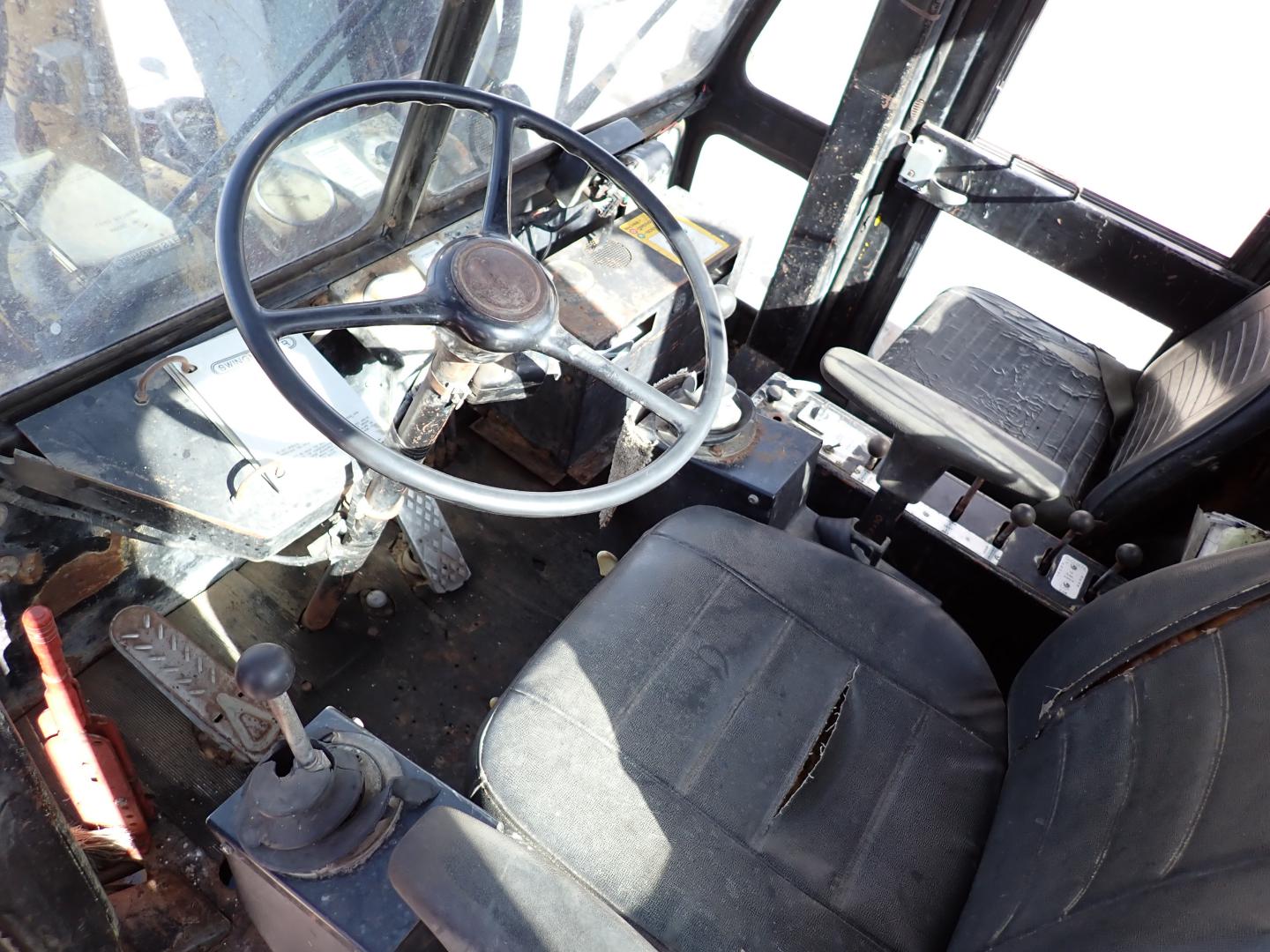 ./imagenes/INVOICE/2019/16595/EXCAVADORA FERROCARRILERA SOBRE LLANTAS SWINGMASTER_ 181 (61).JPG